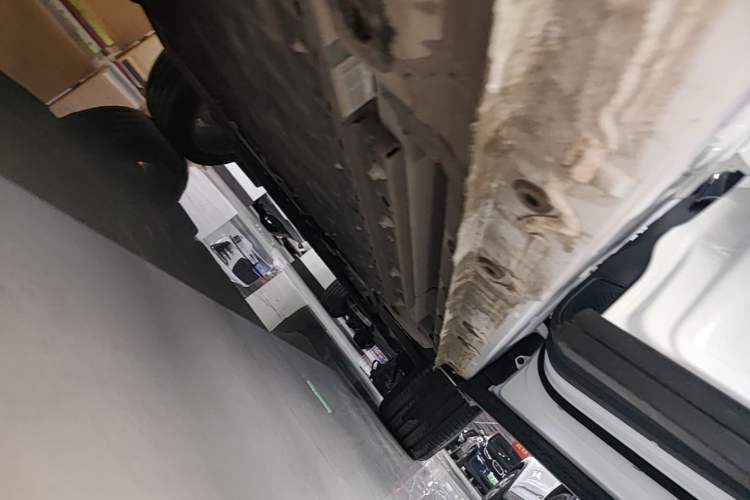 Used Geely Galaxy L7 2025 EM-i 115km Exploration Edition Right Side Sill