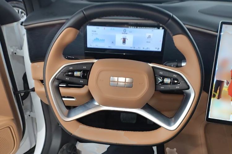 Used Geely Galaxy L7 2025 EM-i 115km Exploration+ Edition Steering Wheel