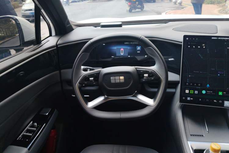 Used Geely Galaxy L7 2025 EM-i 115km Exploration Edition Steering Wheel