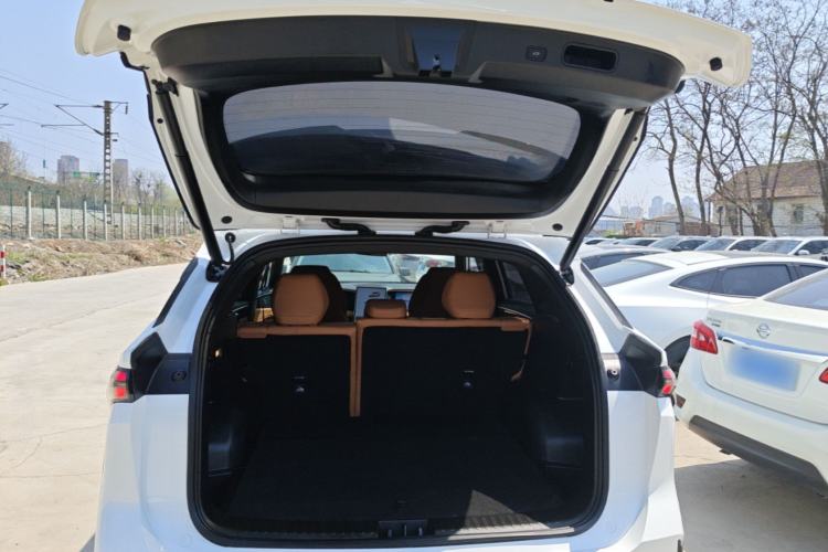 Used Geely Galaxy L7 2025 EM-i 115km Exploration+ Edition Trunk