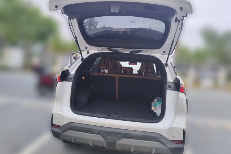 Used Geely Galaxy L7 2025 EM-i 115km Long-Range Version Trunk