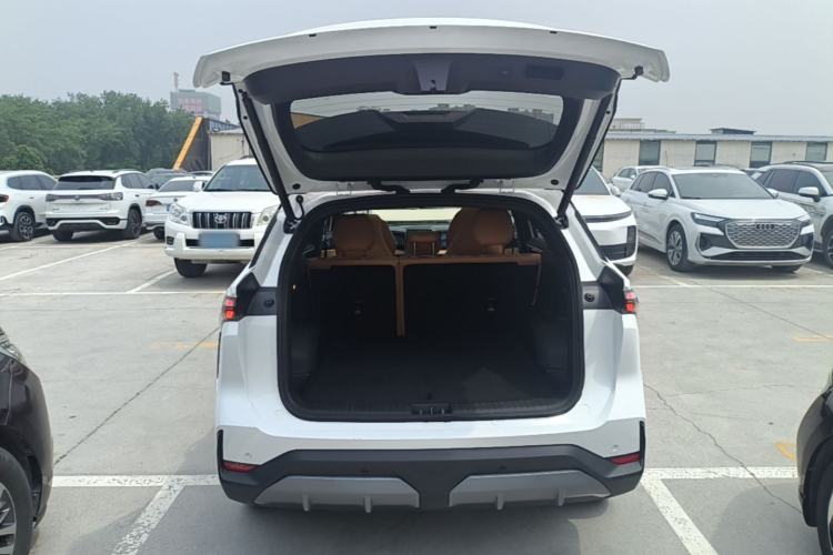 Used Geely Galaxy L7 2025 EM-i 115km Exploration+ Edition Trunk