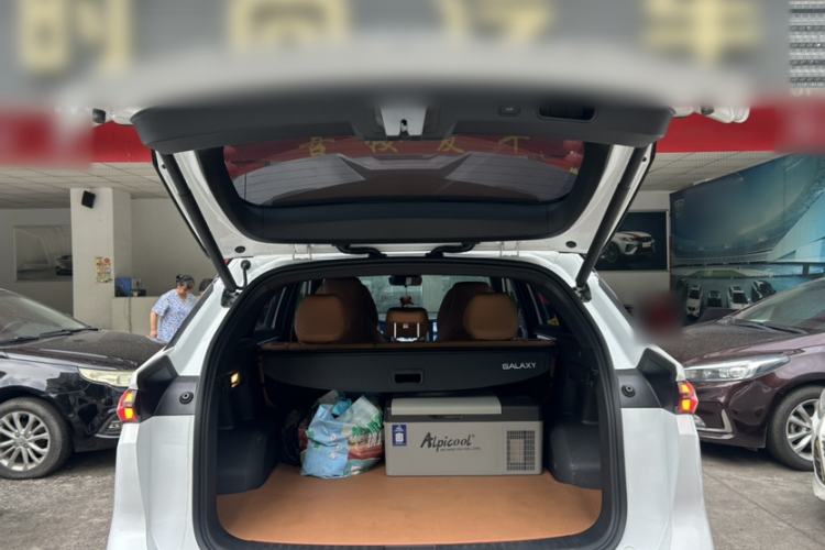 Used Geely Galaxy L7 2025 EM-i 115km Exploration+ Edition Trunk