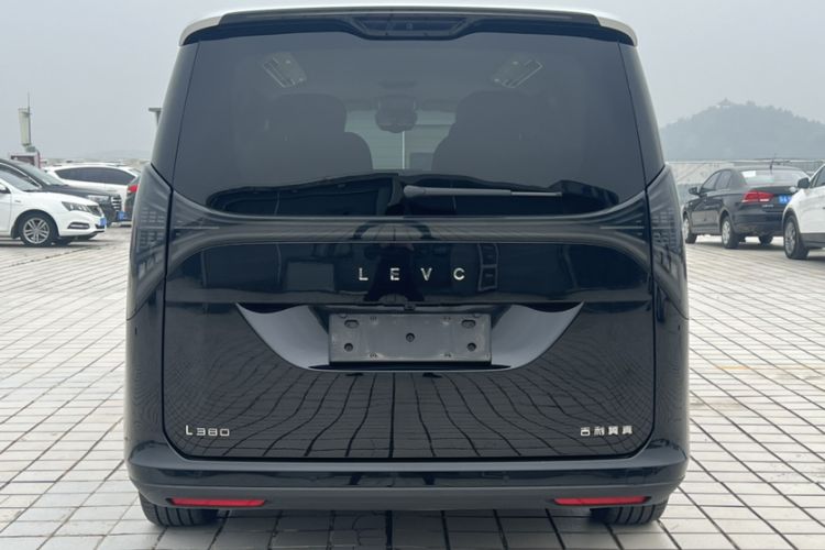 Used Geely Galaxy LEVC L380 2024 100 kWh 6-Seater Two-Wheel Drive Air Exterior 1