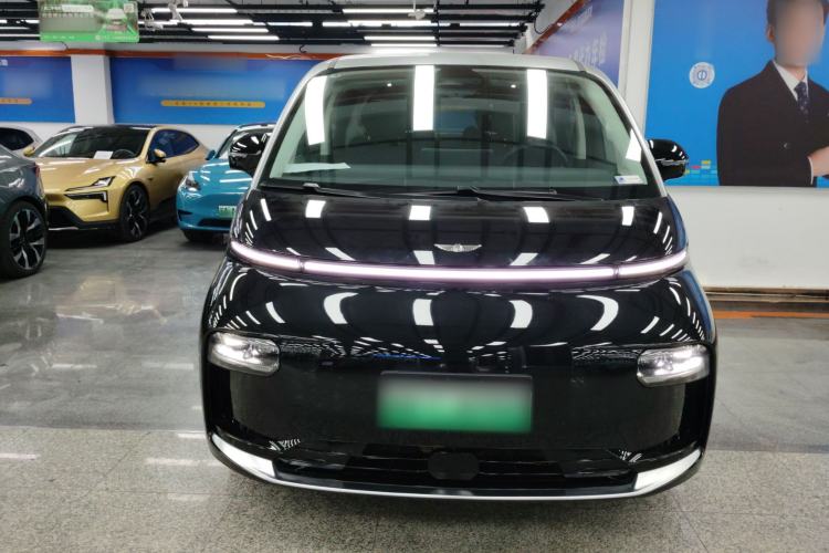 Used Geely Galaxy LEVC L380 2024 100 kWh 6-Seater Two-Wheel Drive Air Exterior 1