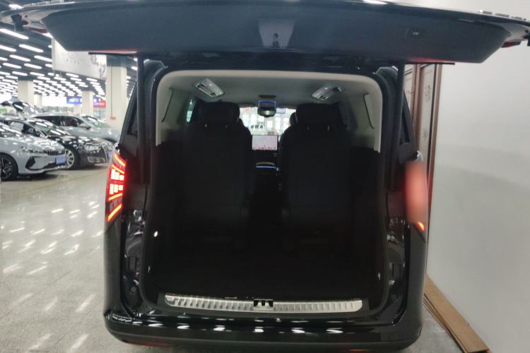 Used Geely Galaxy LEVC L380 2024 100 kWh 6-Seater Two-Wheel Drive Air Trunk