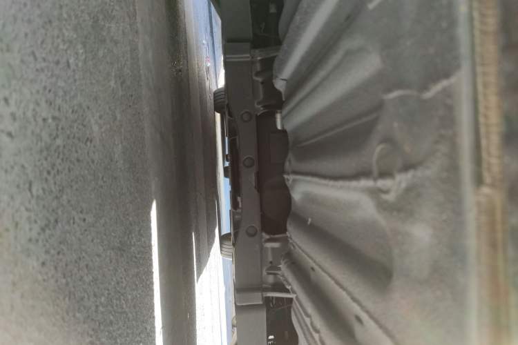 Used Geely Galaxy LEVC L380 2024 140-Degree 8-Seater Four-Wheel Drive Max Chassis Rear