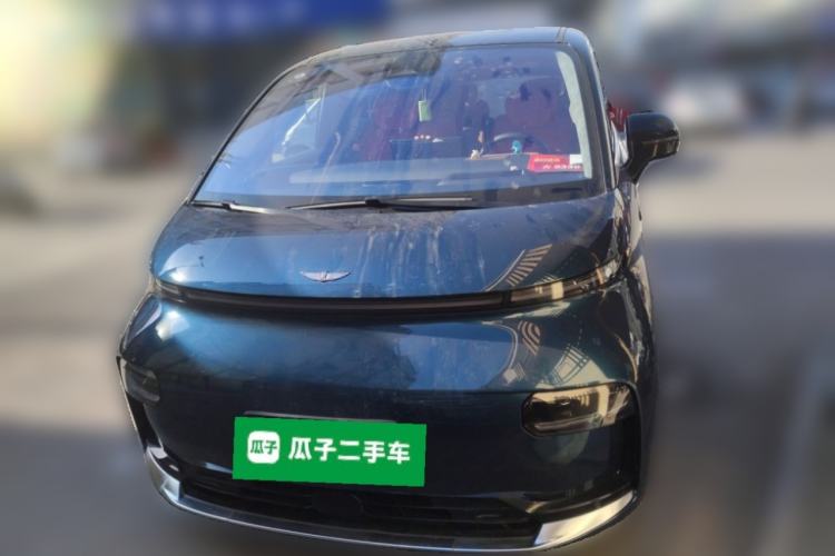 Used Geely Galaxy LEVC L380 2024 140-Degree 8-Seater Four-Wheel Drive Max Exterior 1