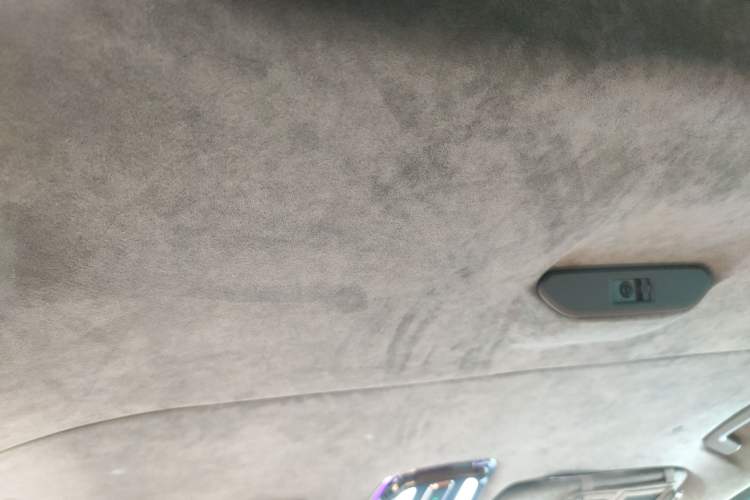 Used Geely Galaxy LEVC L380 2024 140-Degree 8-Seater Four-Wheel Drive Max Headliner