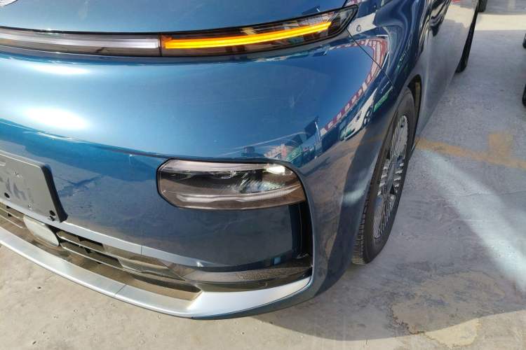 Used Geely Galaxy LEVC L380 2024 140-Degree 6-Seater All-Wheel-Drive Ultra Left Front Headlight