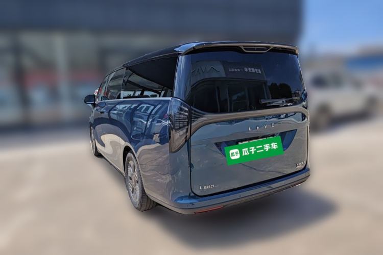 Used Geely Galaxy LEVC L380 2024 140-Degree 6-Seater All-Wheel-Drive Ultra Rear Left 45 Deg