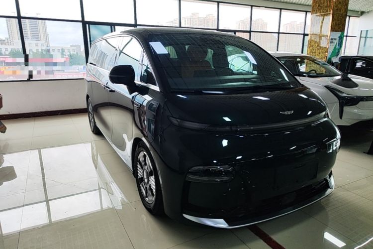 Used Geely Galaxy LEVC L380 2024 140-Degree 6-Seater All-Wheel-Drive Ultra Exterior 1