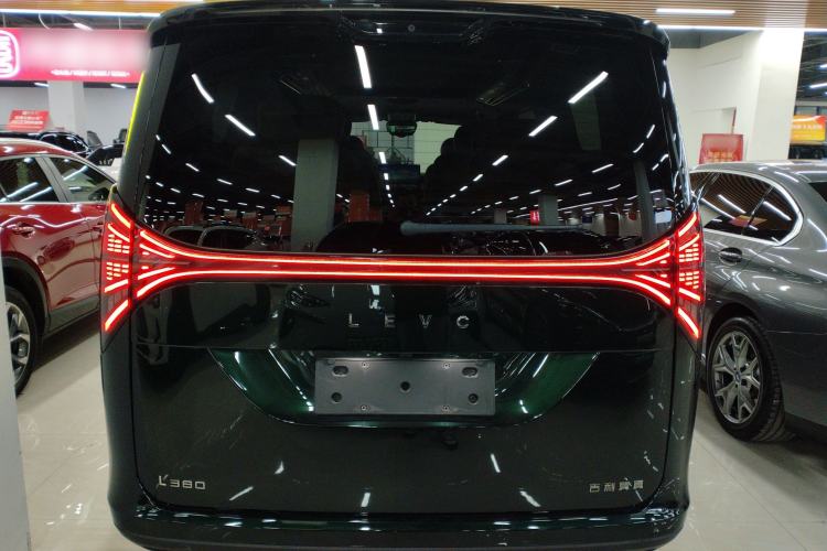 Used Geely Galaxy LEVC L380 2024 140-Degree 6-Seater All-Wheel-Drive Ultra Exterior 4