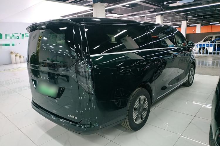 Used Geely Galaxy LEVC L380 2024 100 kWh 6-Seater Two-Wheel Drive Air Exterior 5