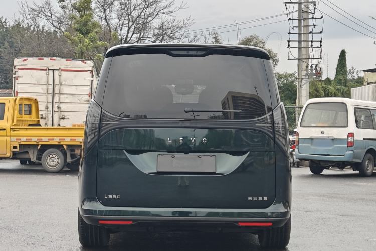 Used Geely Galaxy LEVC L380 2024 140-Degree 6-Seater All-Wheel-Drive Ultra Exterior 6