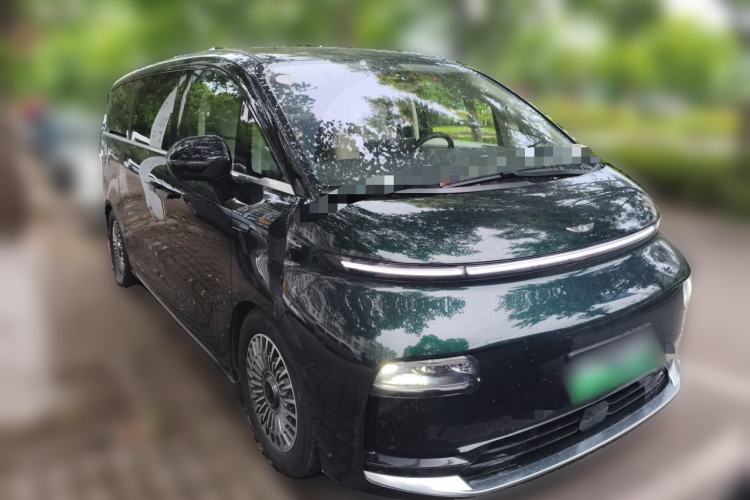 Used Geely Galaxy LEVC L380 2024 140-Degree 6-Seater All-Wheel-Drive Ultra Front Right 45 Deg