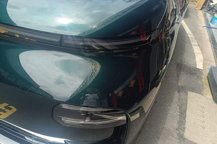 Used Geely Galaxy LEVC L380 2024 140-Degree 6-Seater All-Wheel-Drive Ultra Left Front Headlight