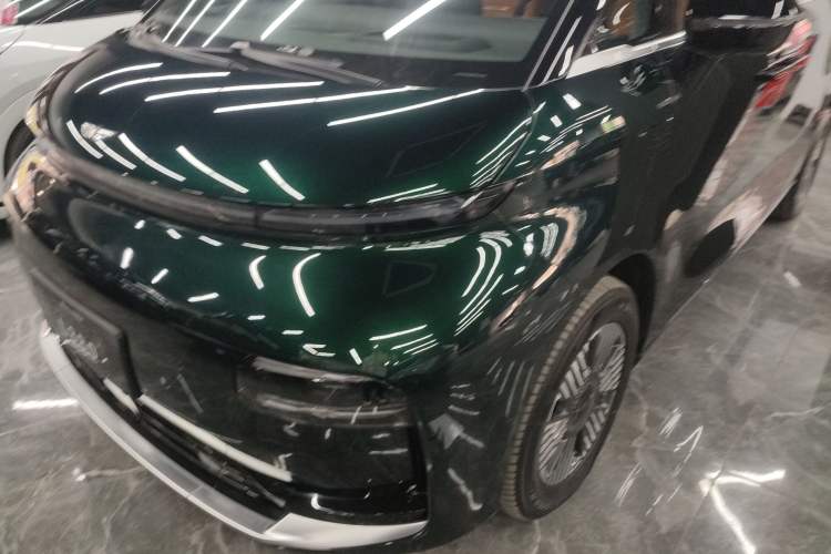 Used Geely Galaxy LEVC L380 2024 140-Degree 6-Seater All-Wheel-Drive Ultra Left Front Headlight
