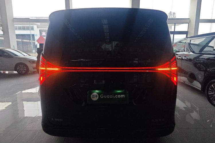 Used Geely Galaxy LEVC L380 2024 140-Degree 6-Seater All-Wheel-Drive Ultra Rear
