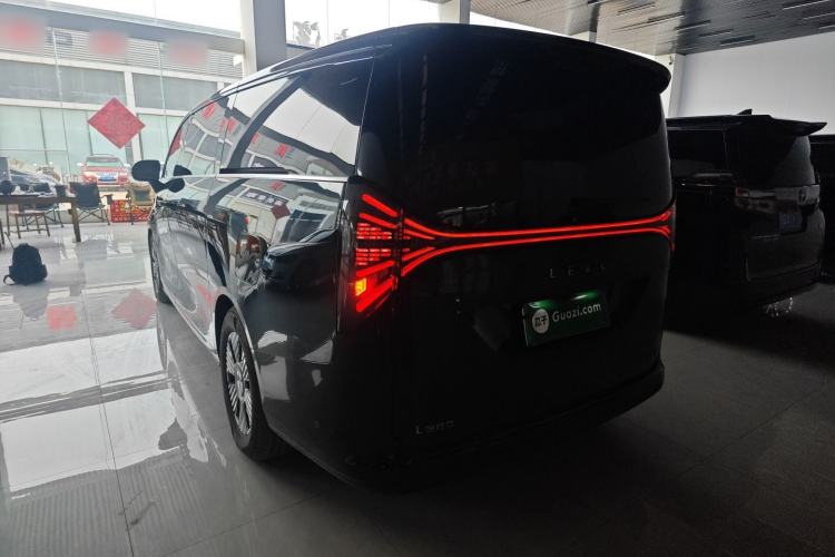 Used Geely Galaxy LEVC L380 2024 140-Degree 6-Seater All-Wheel-Drive Ultra Rear Left 45 Deg