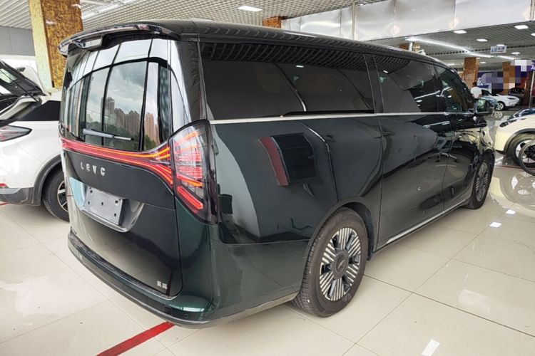 Used Geely Galaxy LEVC L380 2024 140-Degree 6-Seater All-Wheel-Drive Ultra Rear Right 45 Deg