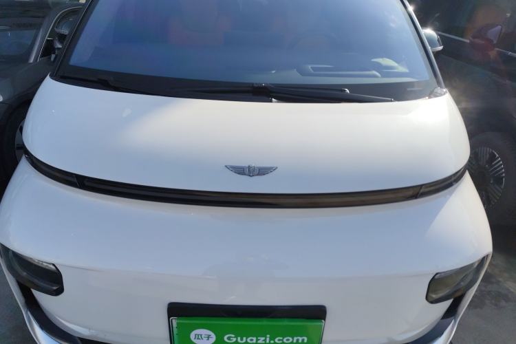 Used Geely Galaxy LEVC L380 2024 140-Degree 6-Seater All-Wheel-Drive Ultra Engine Bay