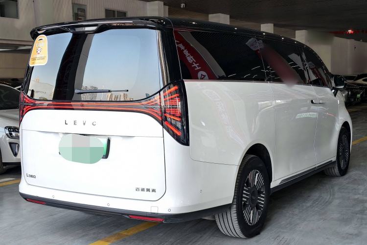 Used Geely Galaxy LEVC L380 2024 140-Degree 6-Seater All-Wheel-Drive Ultra Exterior 3