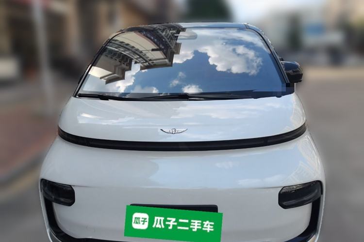 Used Geely Galaxy LEVC L380 2024 140-Degree 6-Seater All-Wheel-Drive Ultra Front