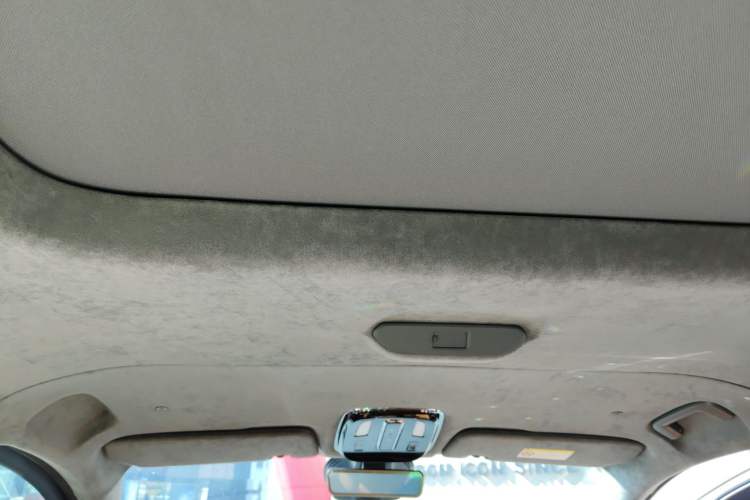 Used Geely Galaxy LEVC L380 2024 140-Degree 8-Seater Four-Wheel Drive Max Headliner