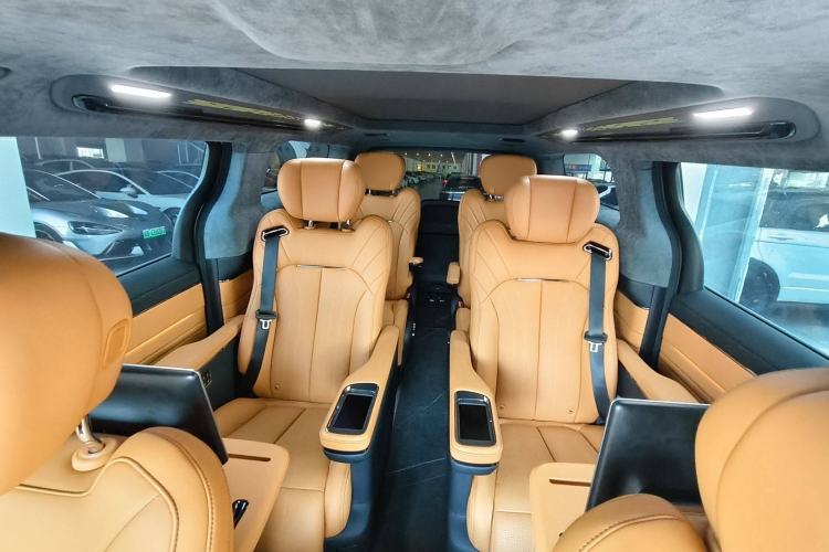Used Geely Galaxy LEVC L380 2024 140-Degree 6-Seater All-Wheel-Drive Ultra Interior 5