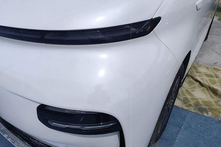 Used Geely Galaxy LEVC L380 2024 140-Degree 8-Seater Four-Wheel Drive Max Left Front Headlight