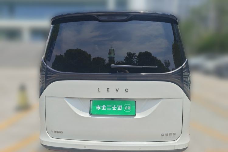 Used Geely Galaxy LEVC L380 2024 140-Degree 6-Seater All-Wheel-Drive Ultra Rear
