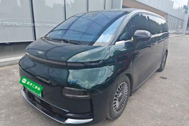 Used Geely Galaxy LEVC L380 2025 805 km Flagship Version All-Wheel Drive
