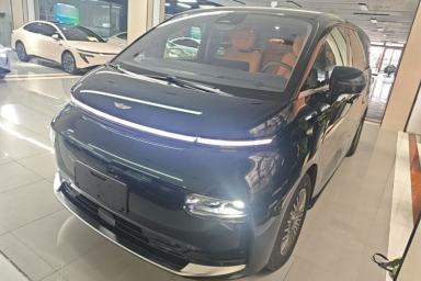 Used Geely Galaxy LEVC L380 2025 805 km Flagship Version All-Wheel Drive