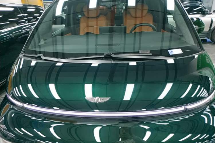 Used Geely Galaxy LEVC L380 2025 825 km Extraordinary Edition Engine Bay