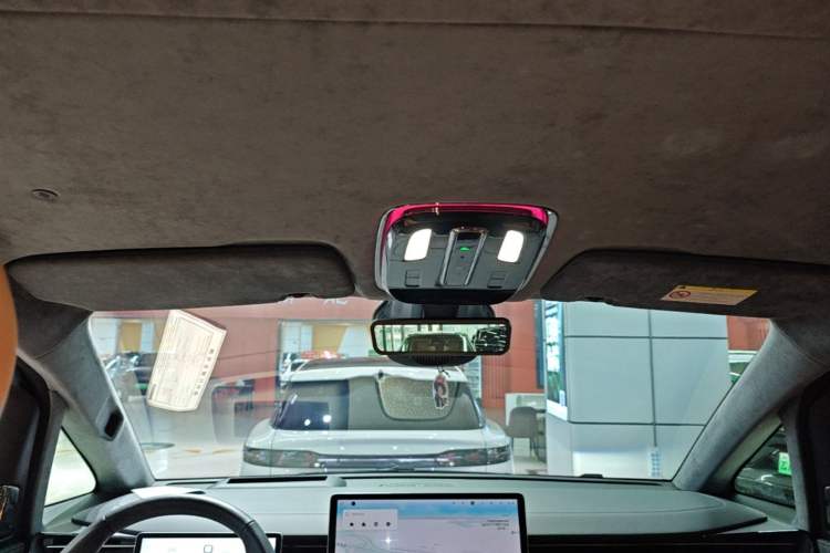 Used Geely Galaxy LEVC L380 2025 805 km Collection Edition All-Wheel Drive Headliner