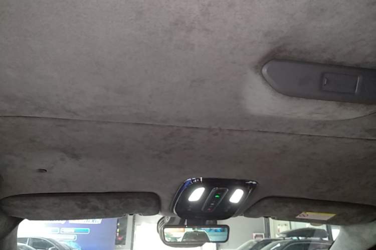 Used Geely Galaxy LEVC L380 2025 805 km Flagship Version All-Wheel Drive Headliner