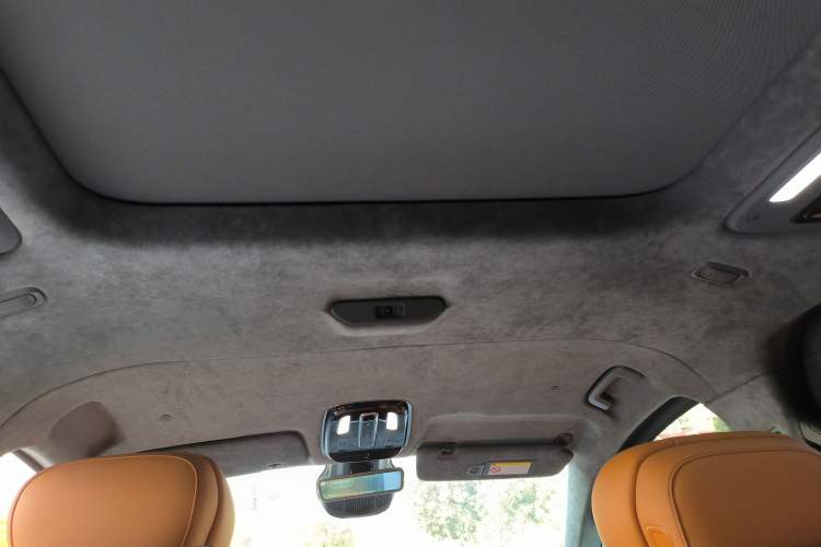 Used Geely Galaxy LEVC L380 2025 805 km Flagship Version All-Wheel Drive Headliner