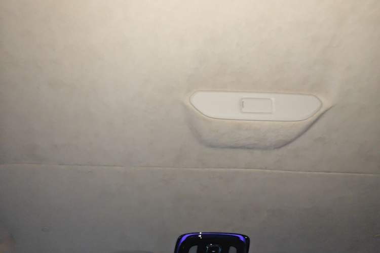Used Geely Galaxy LEVC L380 2025 805 km Flagship Version All-Wheel Drive Headliner