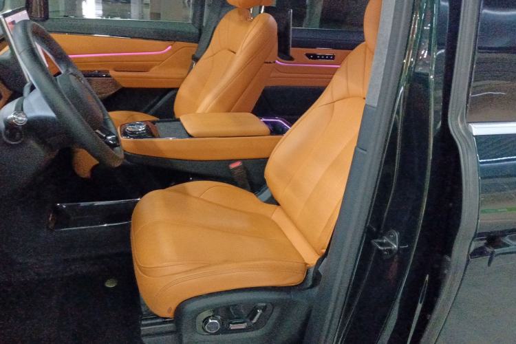 Used Geely Galaxy LEVC L380 2025 805 km Flagship Version All-Wheel Drive Left Front Seat