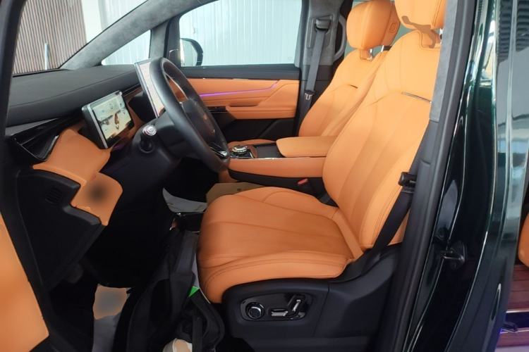 Used Geely Galaxy LEVC L380 2025 805 km Flagship Version All-Wheel Drive Left Front Seat