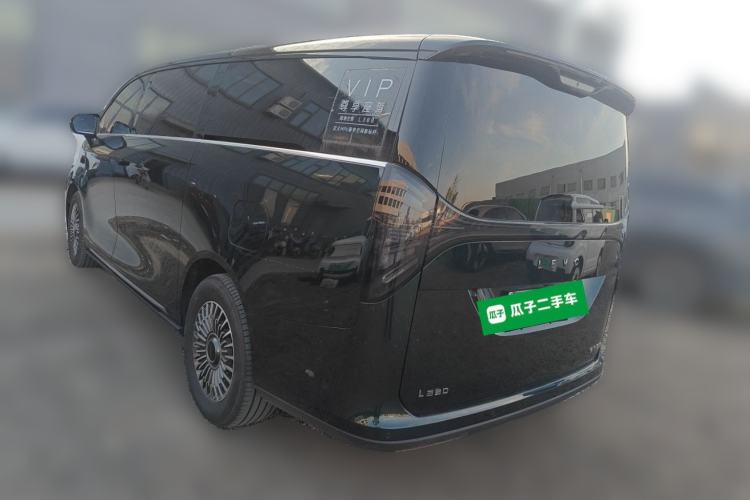 Used Geely Galaxy LEVC L380 2025 805 km Flagship Version All-Wheel Drive Rear Left 45 Deg
