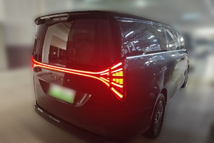 Used Geely Galaxy LEVC L380 2025 805 km Flagship Version All-Wheel Drive Rear Right 45 Deg