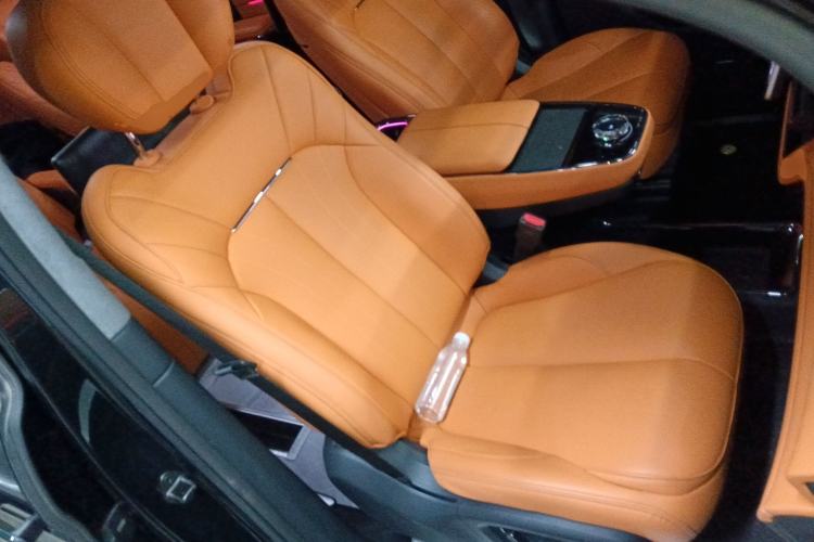 Used Geely Galaxy LEVC L380 2025 805 km Flagship Version All-Wheel Drive Right Front Seat