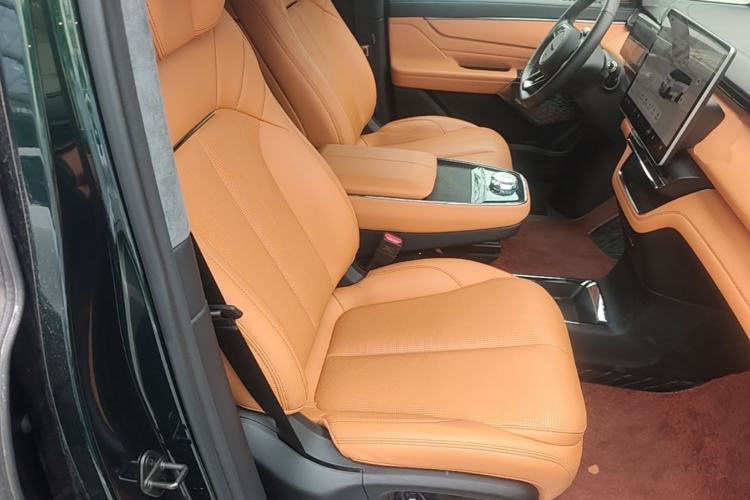 Used Geely Galaxy LEVC L380 2025 805 km Flagship Version All-Wheel Drive Right Front Seat