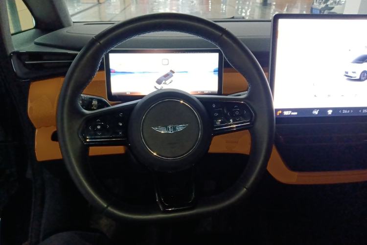 Used Geely Galaxy LEVC L380 2025 805 km Flagship Version All-Wheel Drive Steering Wheel