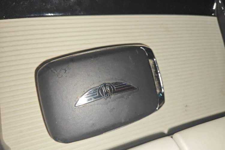 Used Geely Galaxy LEVC L380 2025 805 km Flagship Version All-Wheel Drive Vehicle Key