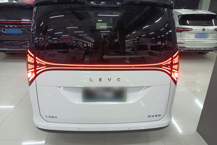 Used Geely Galaxy LEVC L380 2025 650 km Flagship Edition All-Wheel Drive Rear