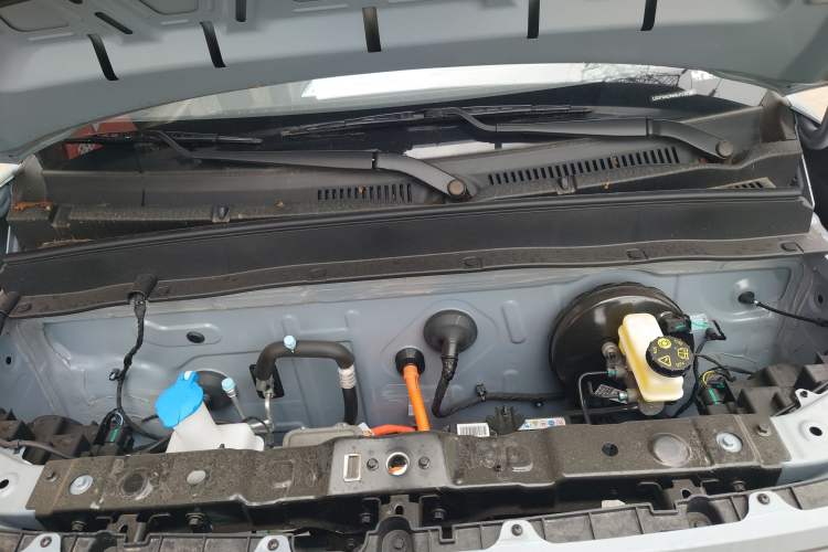 Used Geely Galaxy Panda 2025 210km Panda Kart Engine Bay