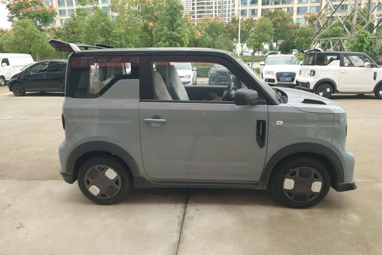Used Geely Galaxy Panda 2025 210km Panda Kart Exterior 2